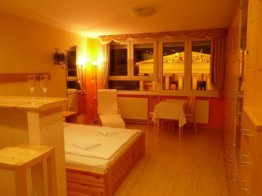 Museum View Apartment Boedapest Kamer foto