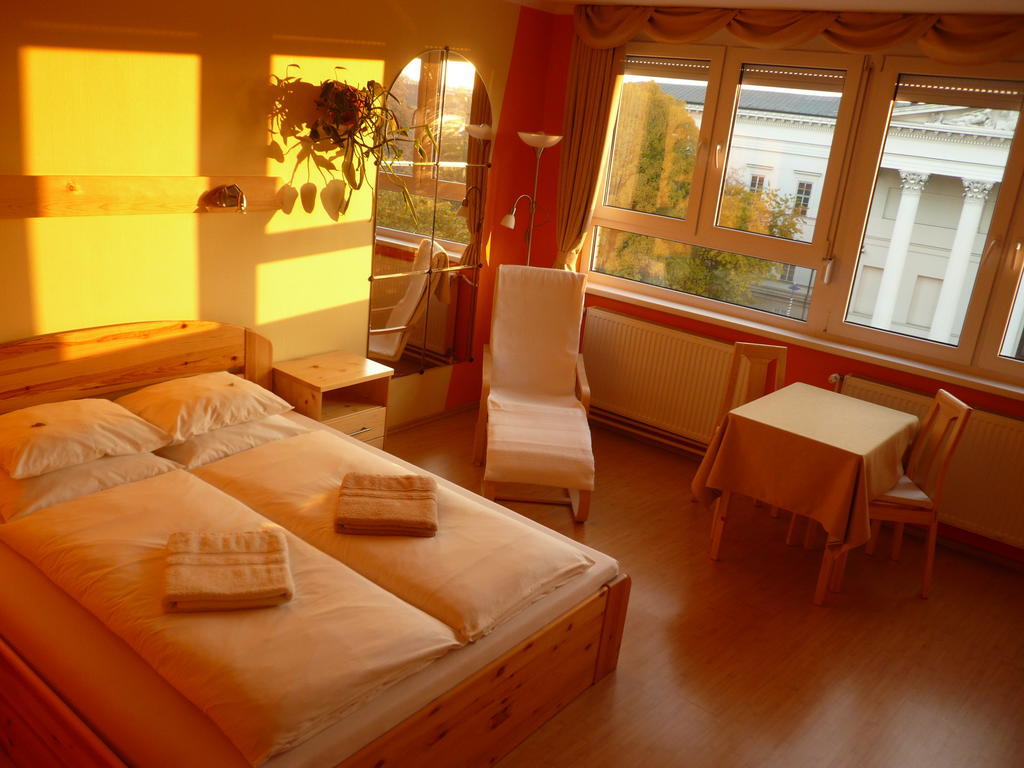 Museum View Apartment Boedapest Kamer foto