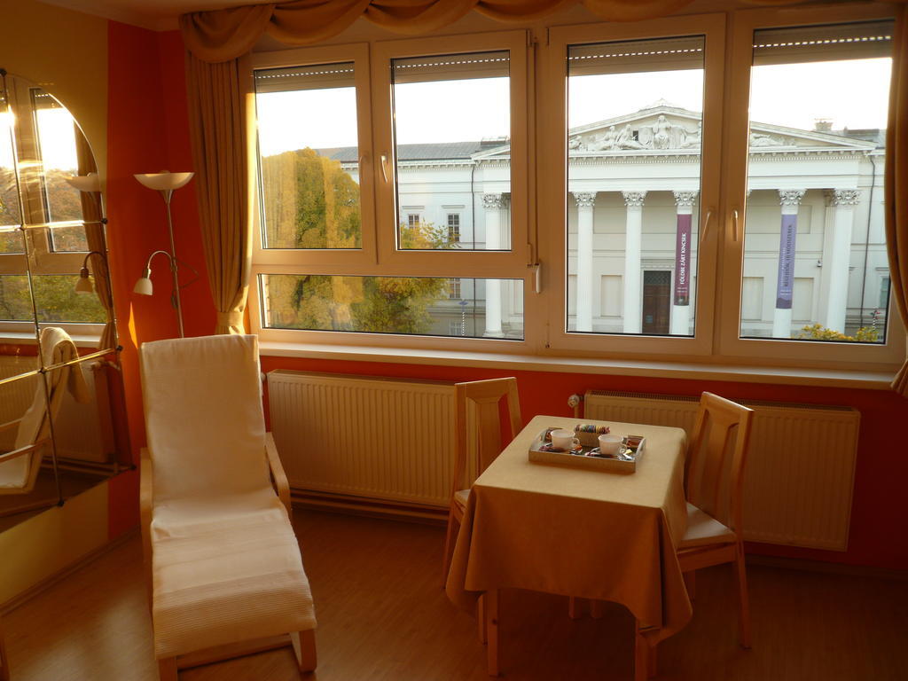 Museum View Apartment Boedapest Kamer foto